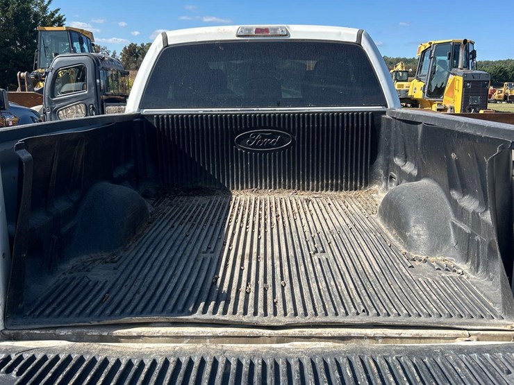 2011-ford-f150-xlt-image-10