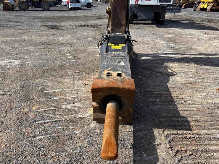 caterpillar-h120s-hyd-hammer-image-2