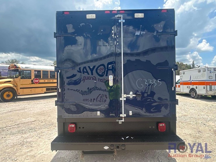 2007-ford-e450-image-36