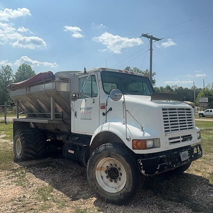 2001 INTERNATIONAL 2001