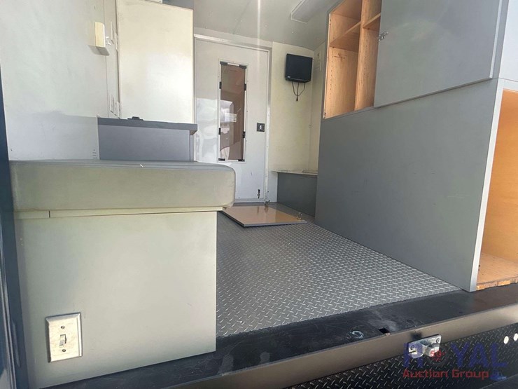 2007-ford-e450-image-39