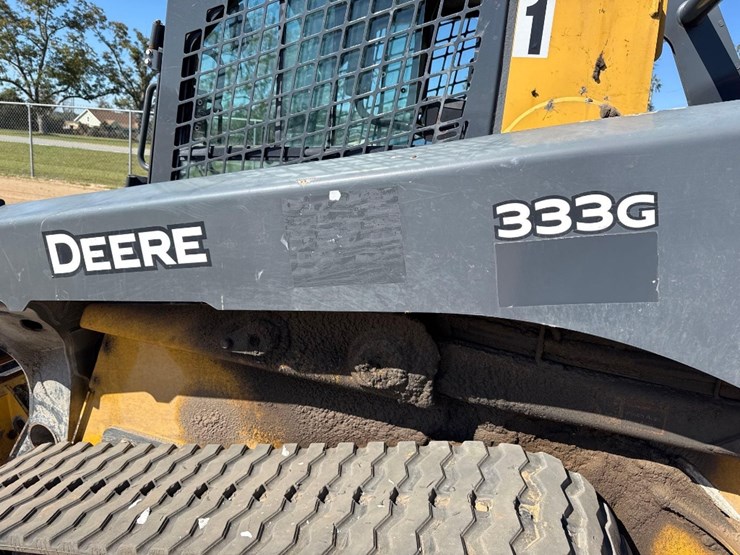 2020-deere-333g-image-13