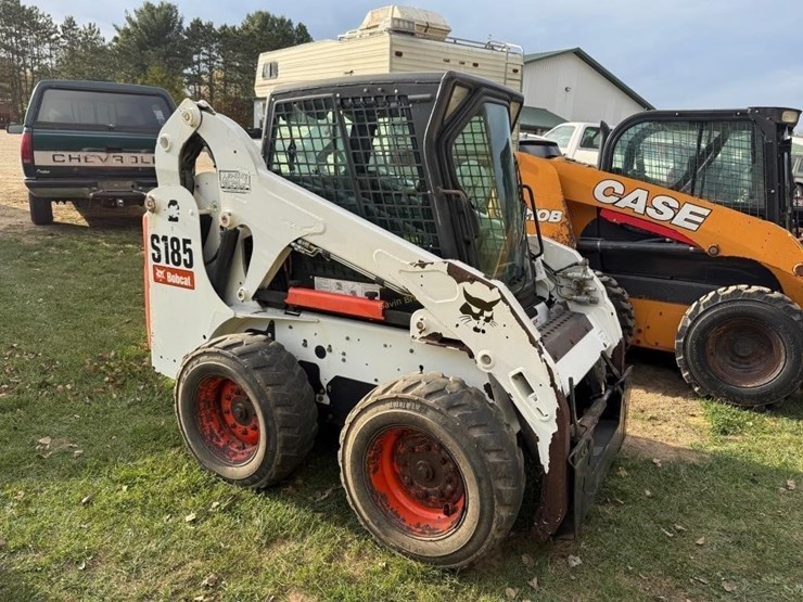 2012-bobcat-s185-image-1