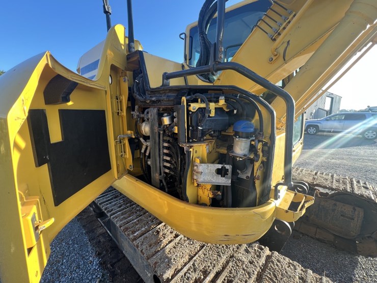 komatsu-pc138us-lc-image-10