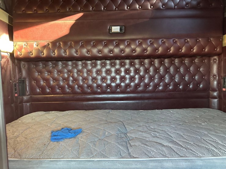 1998-kenworth-w900-image-14