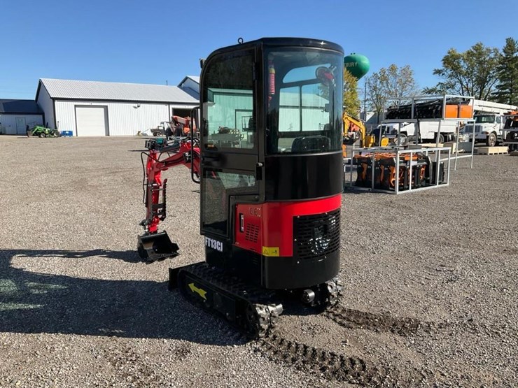 #1205-•-unused-future-ft13cj-mini-excavator-image-2