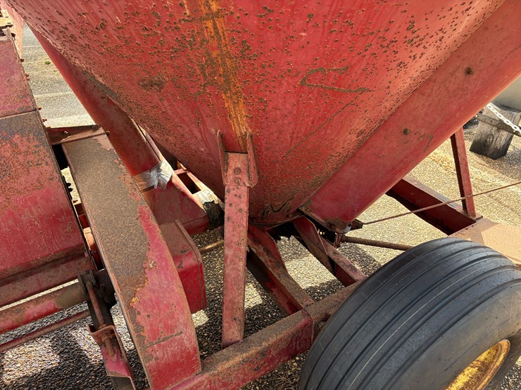 #6849-•-new-holland-352-grinder-mixer-image-11