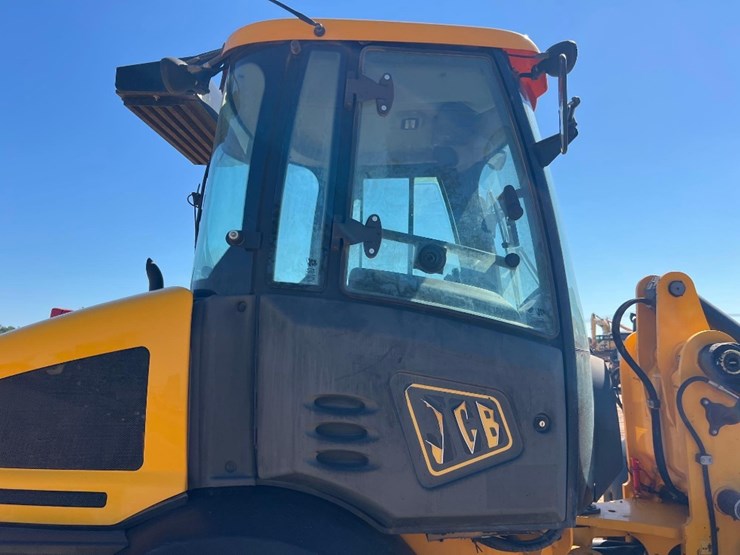 jcb-409t4-wheel-loader-image-25