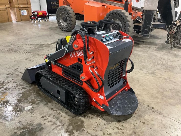 #1009-•-unused-ky380-mini-skid-steer-image-2