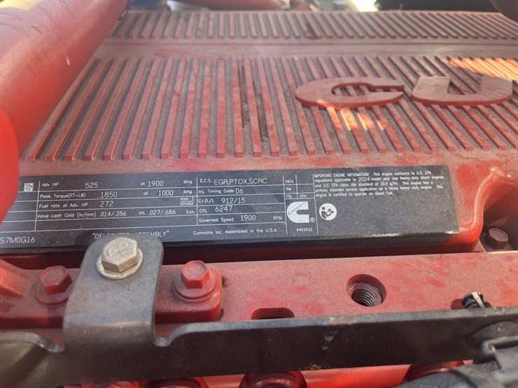 #4709-•-2025-peterbilt-589-tri-axle-dump-truck-image-17