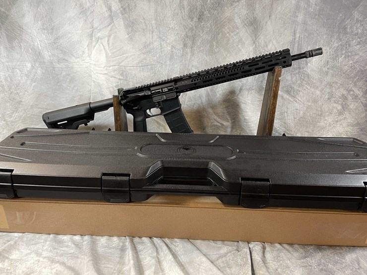 #2047-•-watchtower-firearms-15m-5.56-nato-semi-auto-rifle,-sn:-t15mwt02282-image-1