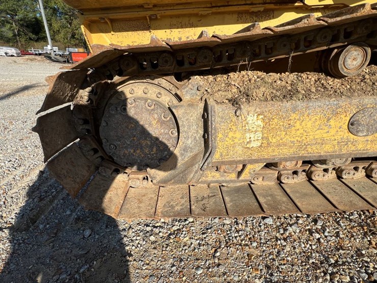 2012-komatsu-d39px-22-image-8