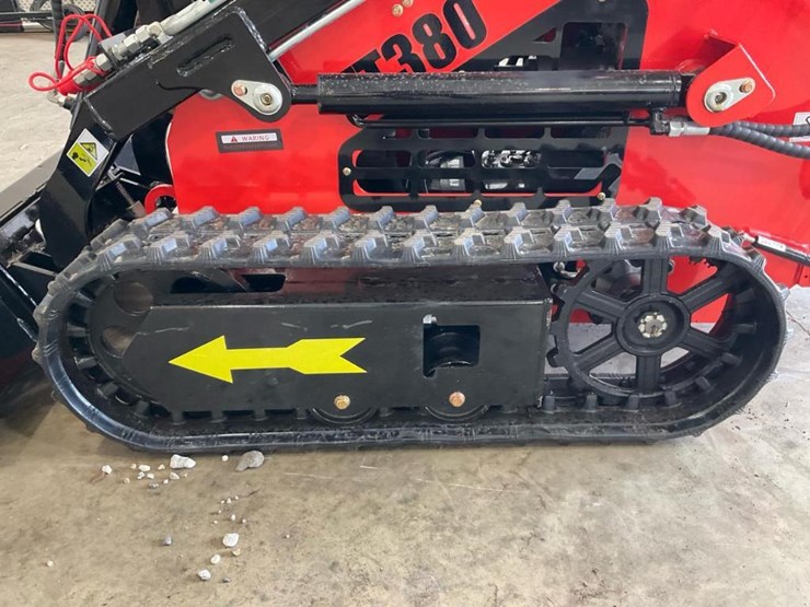 #1017-•-unused-future-ft380r-mini-skid-steer-image-29