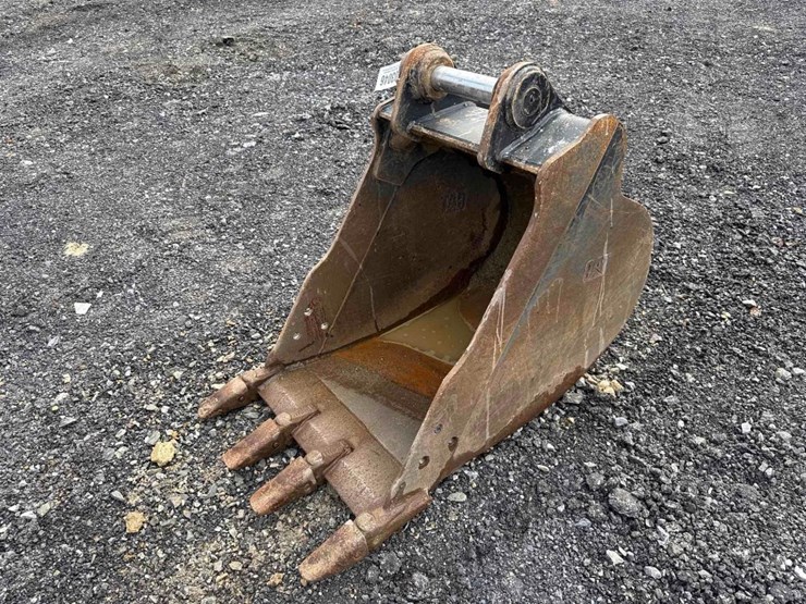 caterpillar-22-image-1