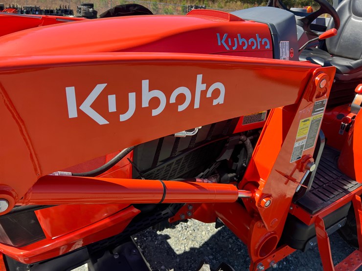 2023-kubota-l3560-image-7