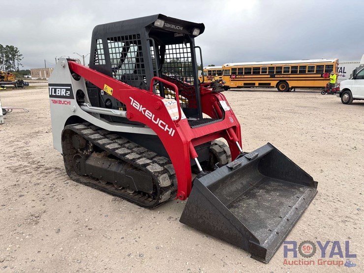 2016-takeuchi-tl8r2-image-2