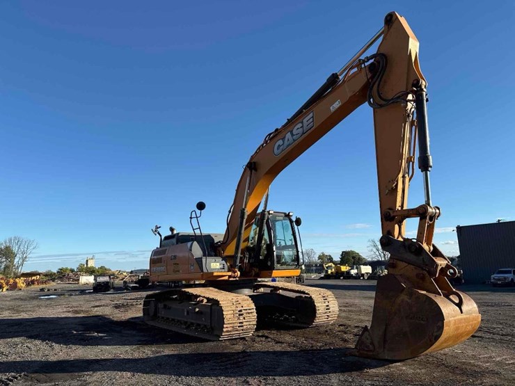 2015-case-cx300c-image-4