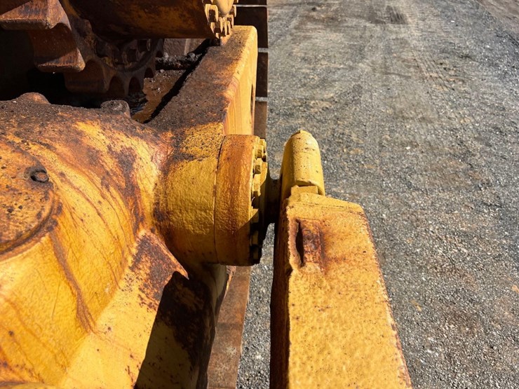 2002-caterpilalr-d8r-hi-track-crawler-dozer-image-12