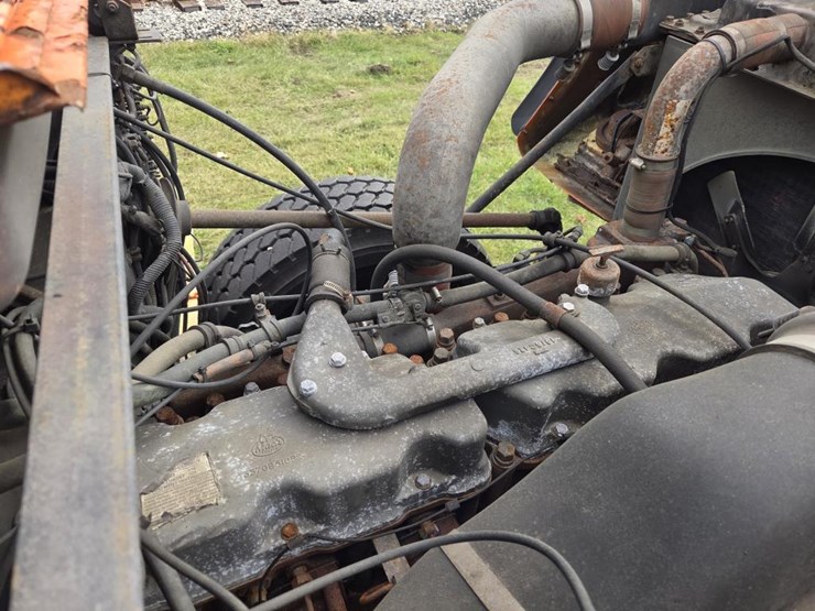 1989-mack-rd690s-image-62