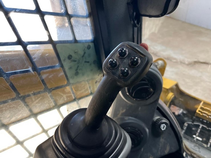 caterpillar-289d-image-27