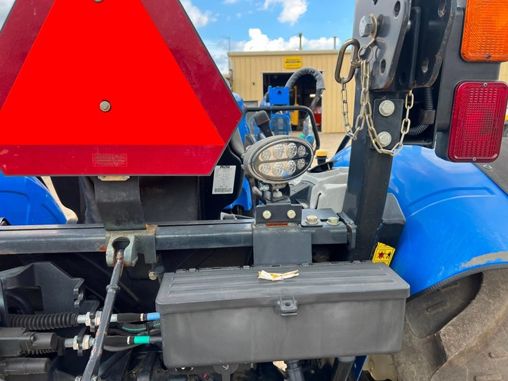 2019-new-holland-workmaster-95-image-38