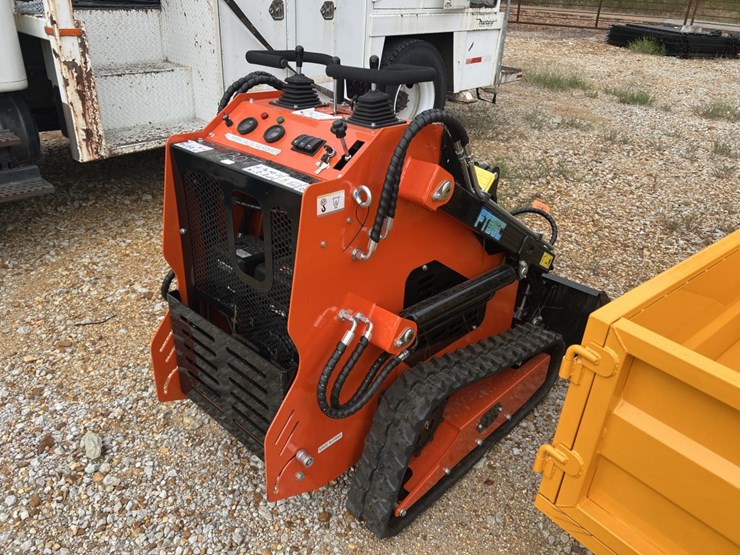 #4778-•-track-loader-ft36c-image-4