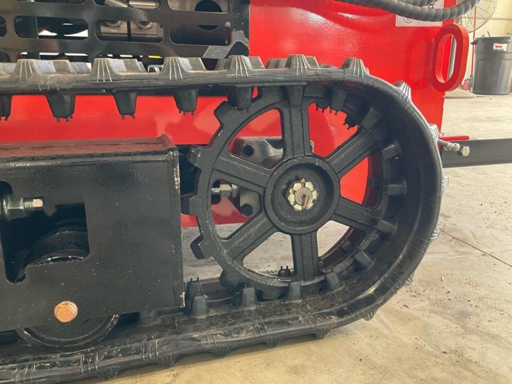 #1016-•-unused-future-ft380r-mini-skid-steer-image-31