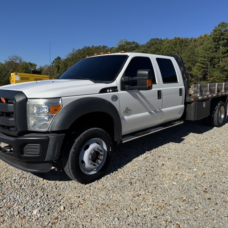 2012 FORD F550