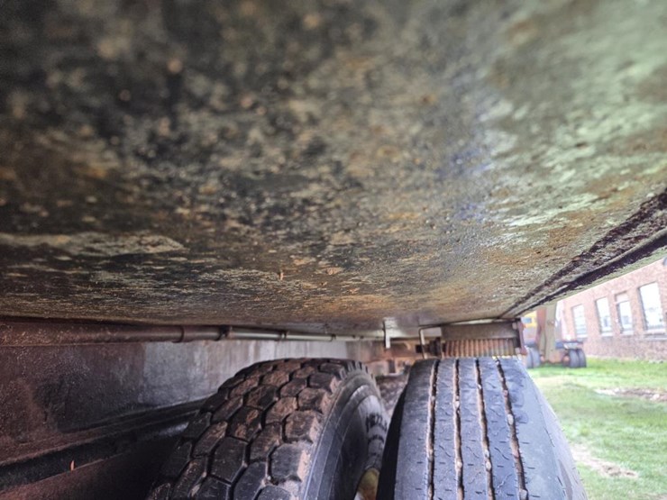 #2291-•-2003-western-star-quad-axle-dump-truck-image-39