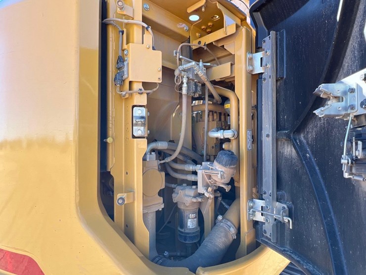 2022-caterpillar-315-gc-image-27