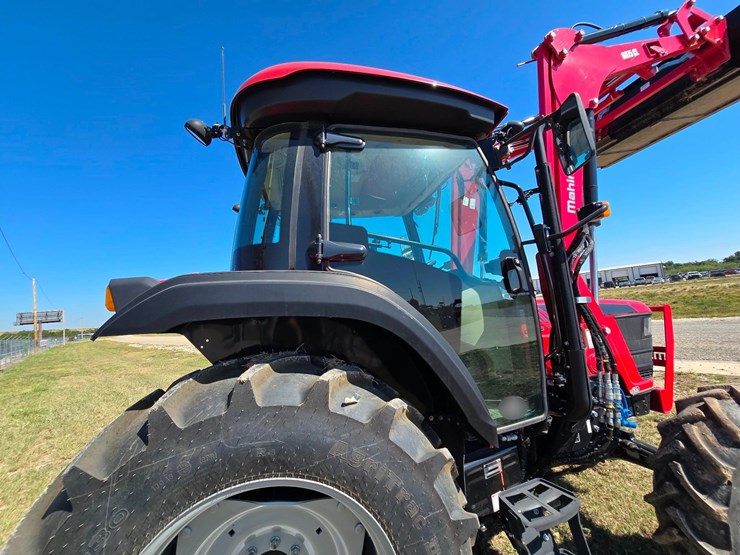 2025-mahindra-6075-image-16