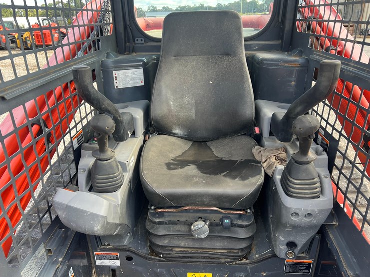 2021-kubota-svl75-2-image-27