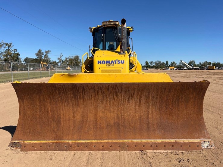 2021-komatsu-d71px-24-image-7