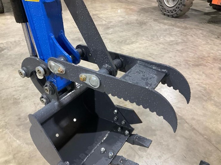 #1201-•-unused-kn12-mini-excavator-image-7