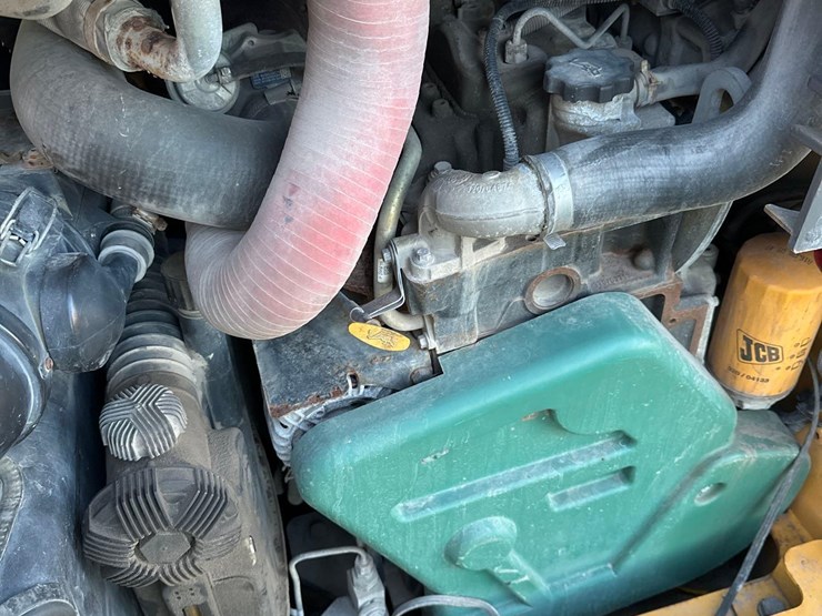 2018-volvo-mct-110c-image-5