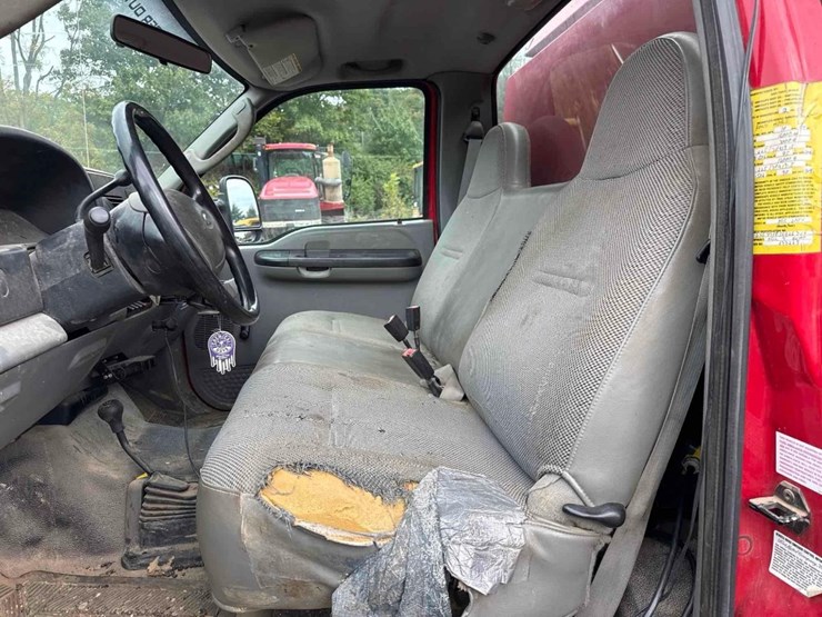 2005-ford-f450-xl-image-25