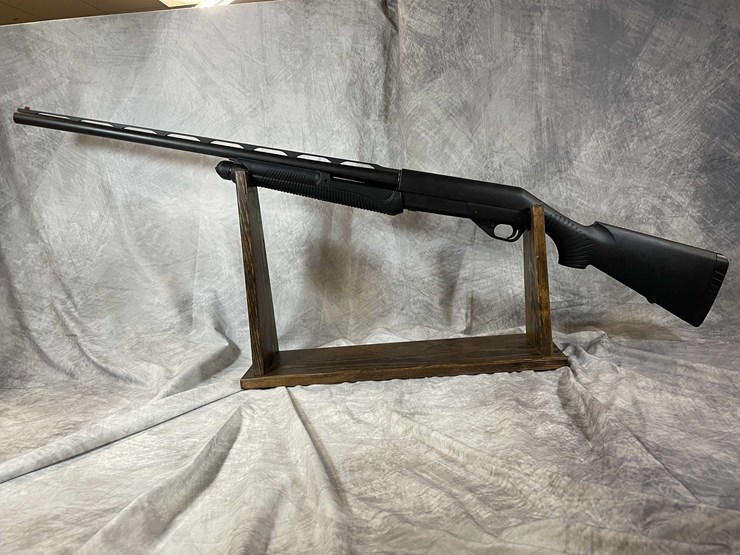 #2030-•-benelli-nova-12-ga.-pump-action-shotgun,-sn:-z185519-image-3
