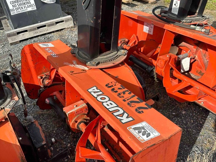 kubota-f5210a-pto-driven-snow-blower-image-1