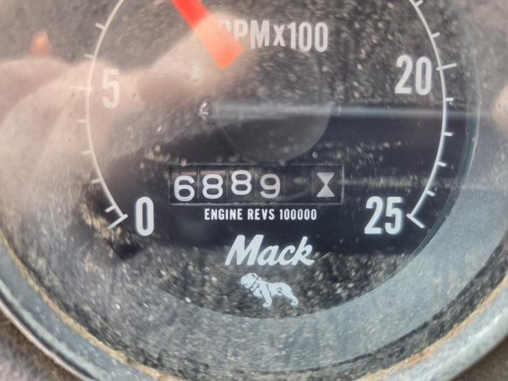 1989-mack-rd690s-image-73