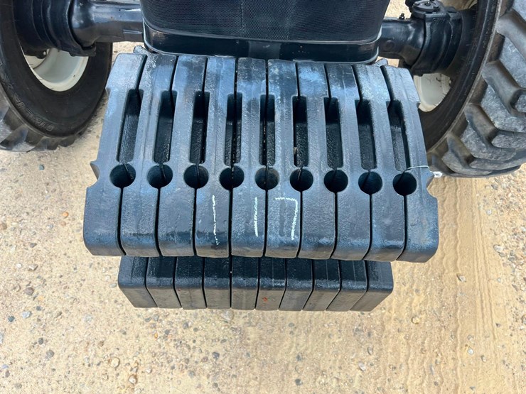 2022-new-holland-workmaster-120-image-21