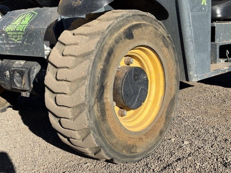 2014-gehl-rs5-19-image-10