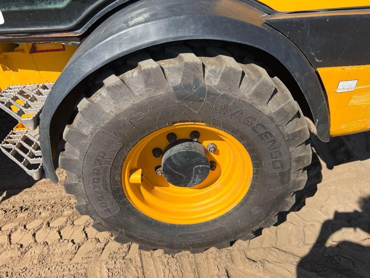 jcb-409t4-wheel-loader-image-10