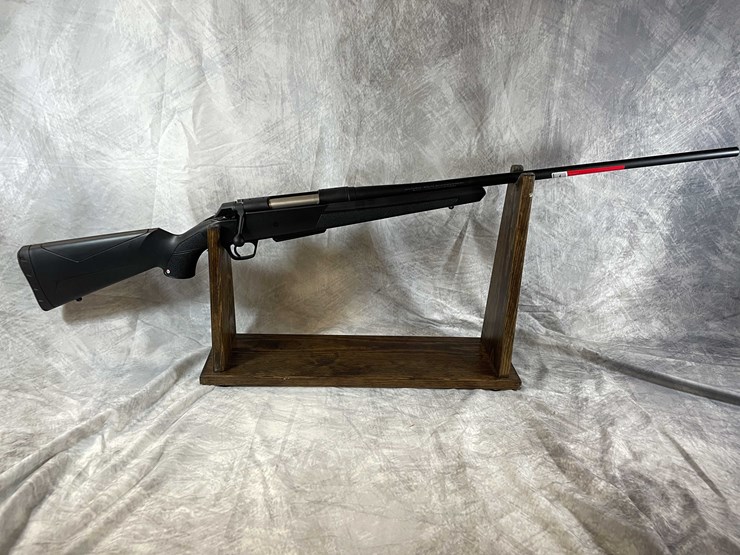 #2050-•-winchester-xpr-300-win-mag-bolt-action-rifle,-sn:-pt14723yw357-image-2