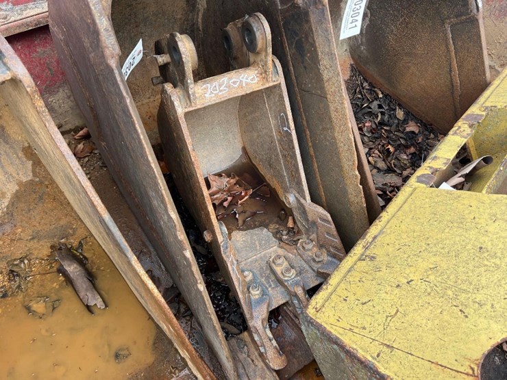 12"-pin-on-bucket-image-1