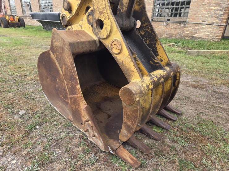 1999-john-deere-200-image-10