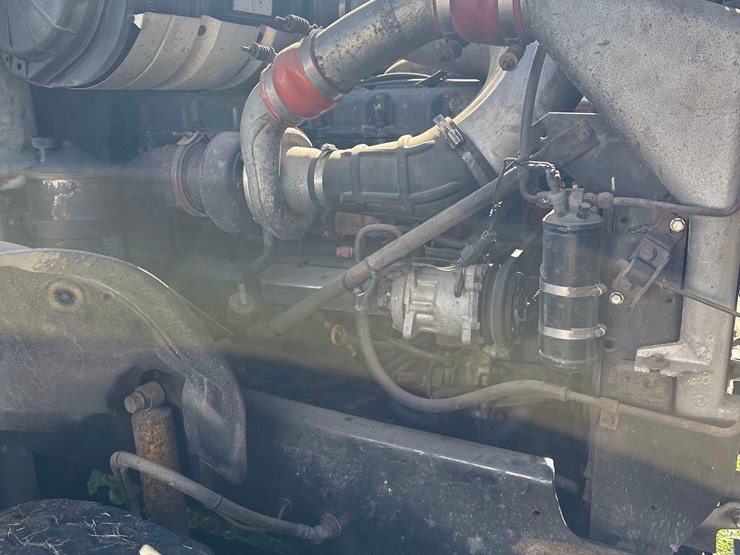 2003-mack-cv713-roll-off-image-14