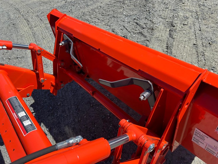 2023-kubota-l3560-image-26