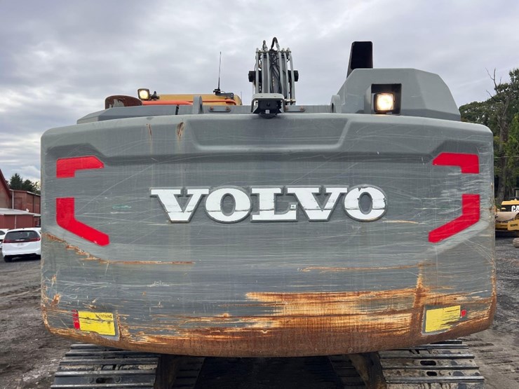 2017-volvo-ec160el-image-30