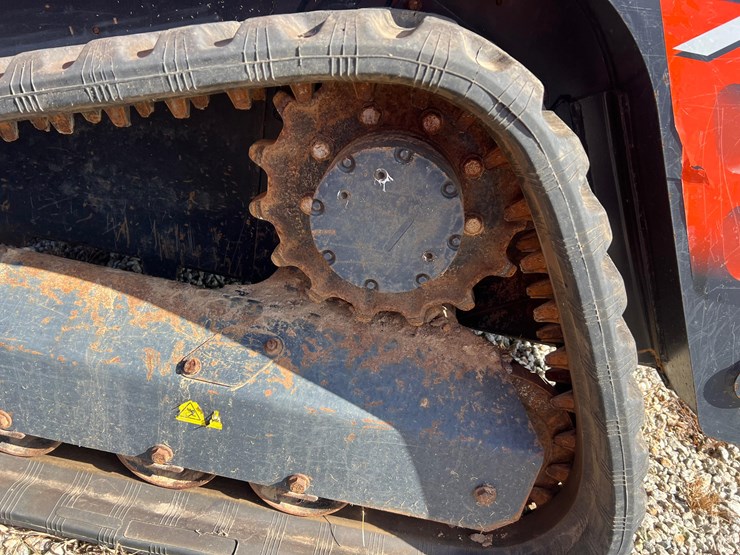 2021-kubota-svl75-2-image-11