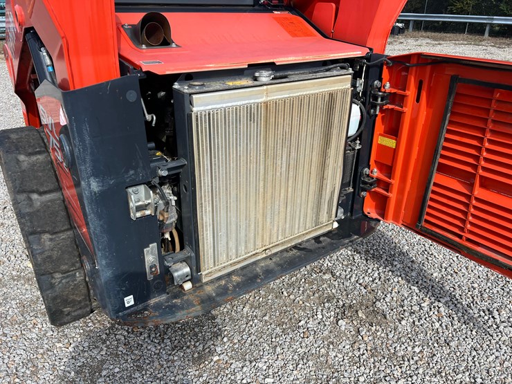 2021-kubota-svl75-2-image-25